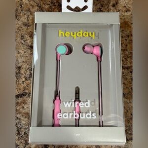 Heyday Pink Wired Earbuds NEW IN BOX